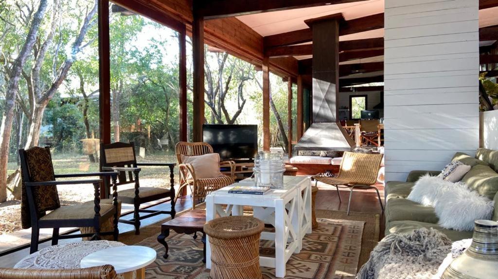 Hideaways Lazuli Bush Lodge, Хлухлуве Екстериор снимка